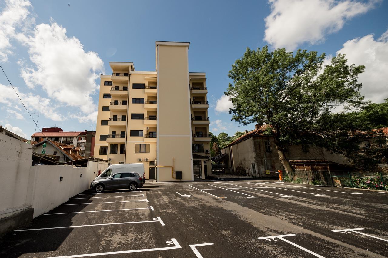 Centar Lux Apartment Arandjelovac Bagian luar foto